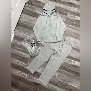 ALO Yoga Gray Men's Hoodie and Pants Set